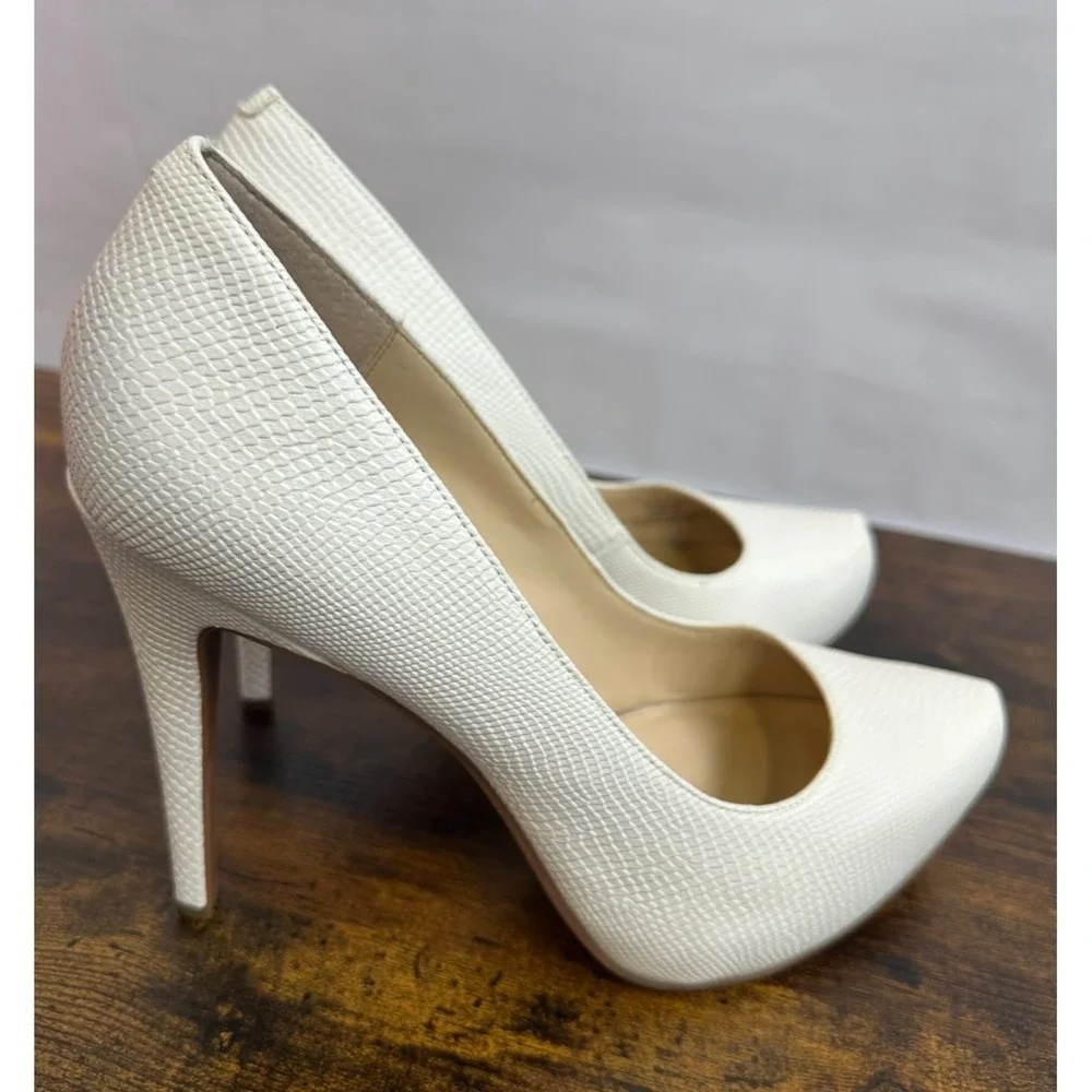 Jessica Simpson Parisah Cream Faux Snakeskin Textured Platform Pumps Heels 11 M - Picture 2 of 16